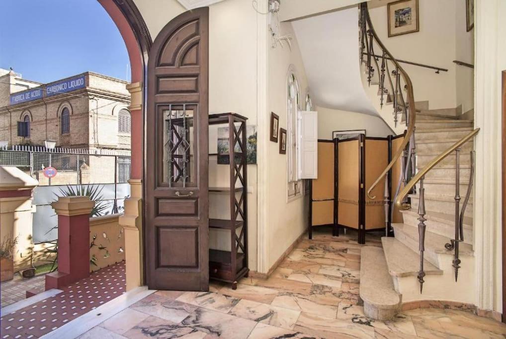 Palacete Del Porvenir Sevilla Kültér fotó